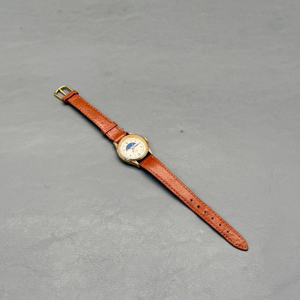 Vintage Timex 364 T Cell Sun & Moon Japan Genuine Pigskin Strap Dead Battery